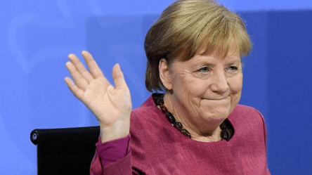 Какую пенсию будет получать Меркель? Назван размер выплат - 285x160