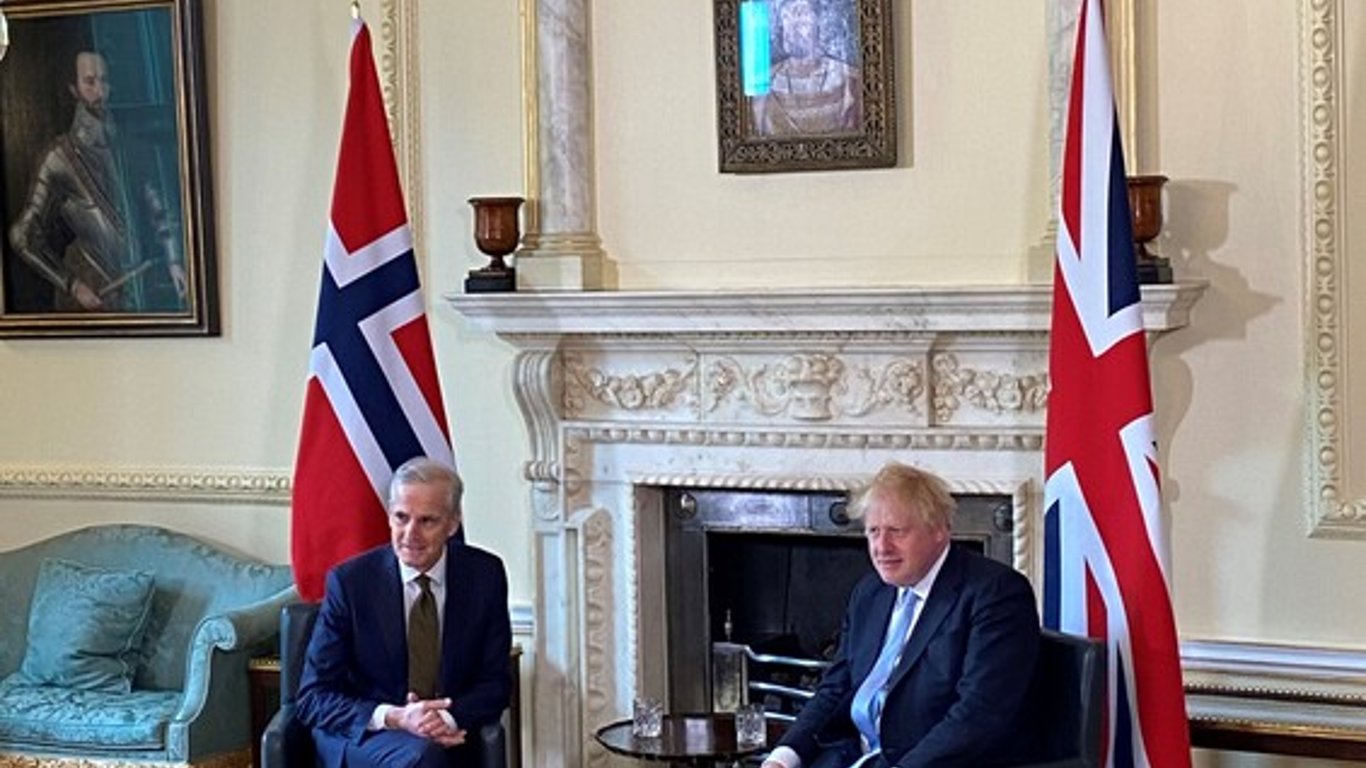 Норвегия и Великобритания передаст Украине РСЗО MLRS