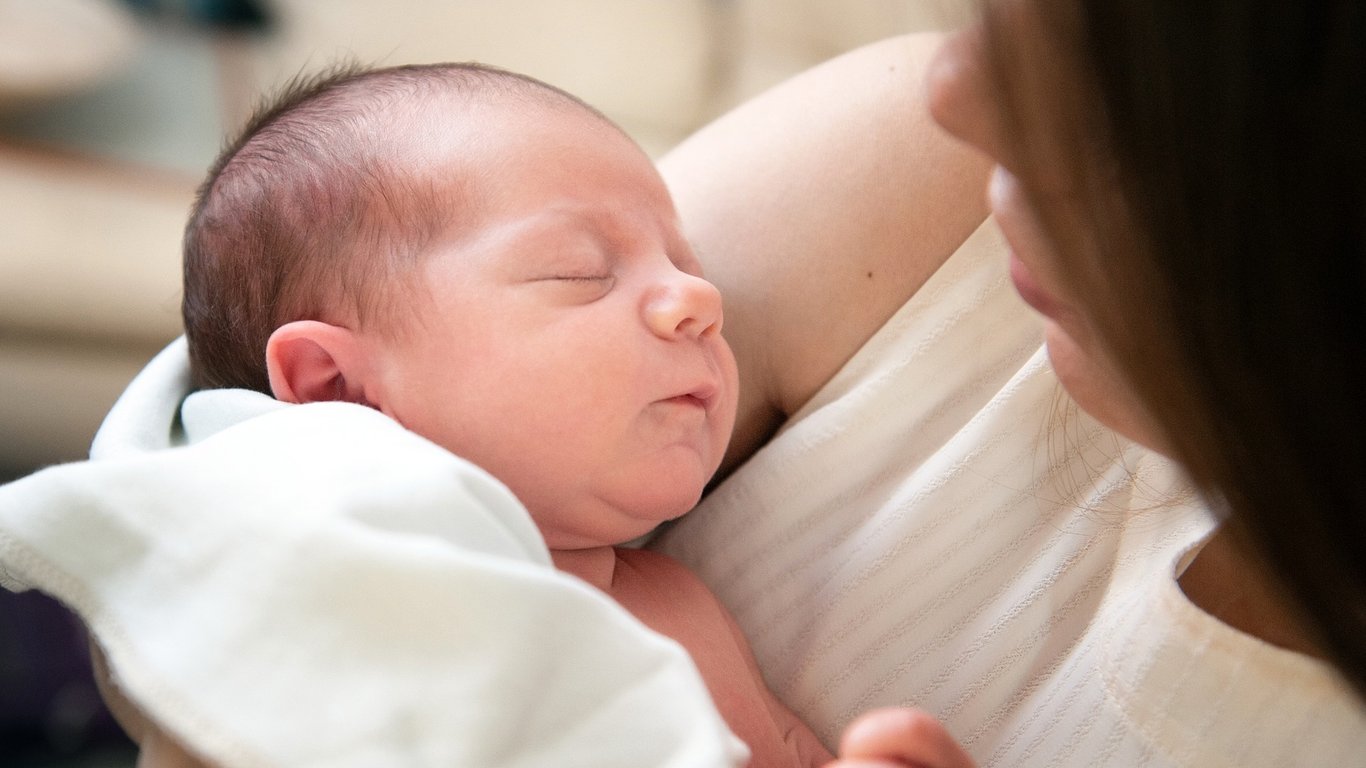 Коронавирус у детей - заражаются новорожденные - Новости Киева