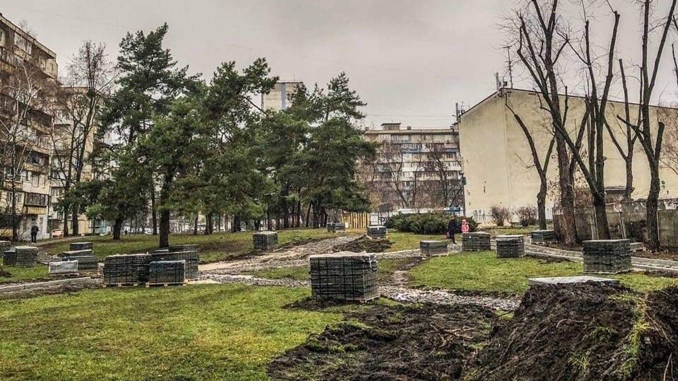 Парки в Киеве - сквер возле кинотеатра "Киото" изменится до неузнаваемости