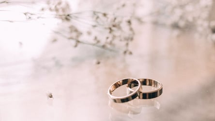 Брак в телефоне: через "Дию" разрешили подавать документы на бракосочетание - 285x160