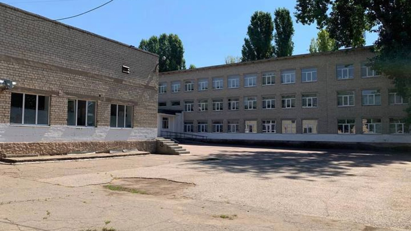 В Одесі батьки проінспектували школи, де росія «знайшла» бойові позиції