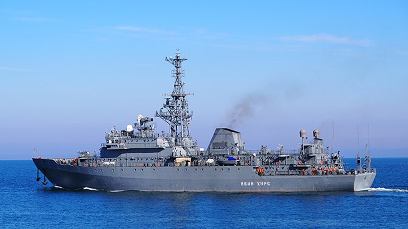 У берегов Одессы заметили разведывательный корабль РФ