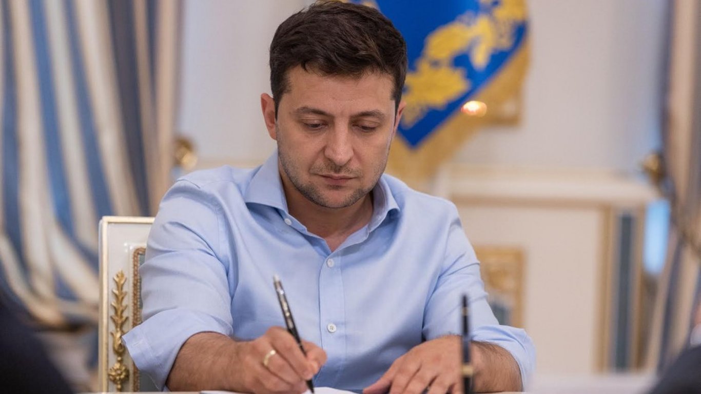 Владимир Зеленский подписал указ о внесении одесской частной компании в санкционный список