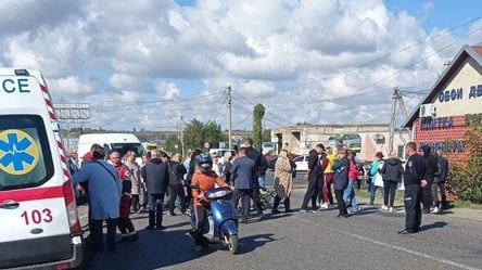 Около ста человек перекрыли проезжую часть на трассе Одесса — Кишинев: что происходит - 285x160