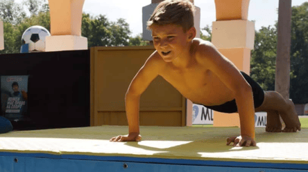 9-летний спортсмен из Мелитополя побил национальный рекорд. Фото - 285x160
