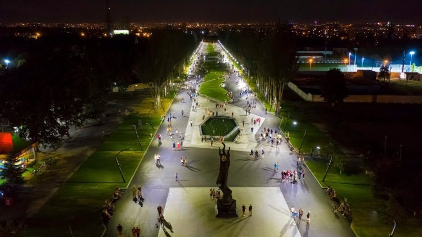 В Харькове просят отремонтировать парк "Победа"