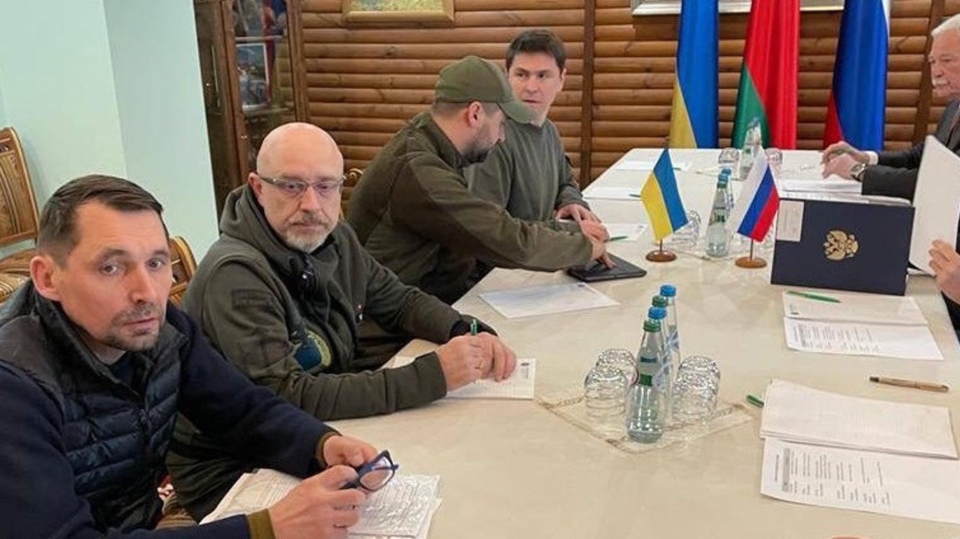 Війна в Україні: чого очікувати від переговорів