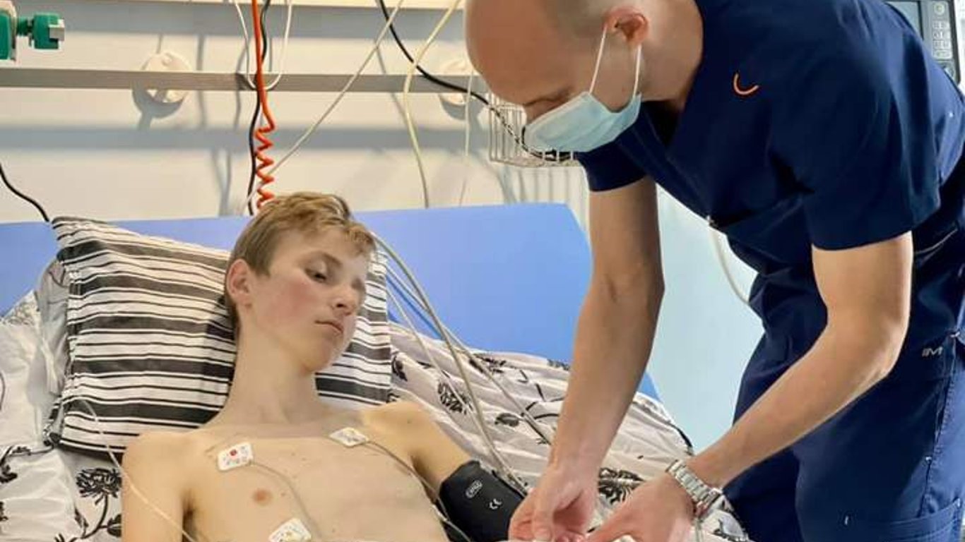Первая пересадка сердца в Украине - львовские медики рассказали о состоянии подростка - видео