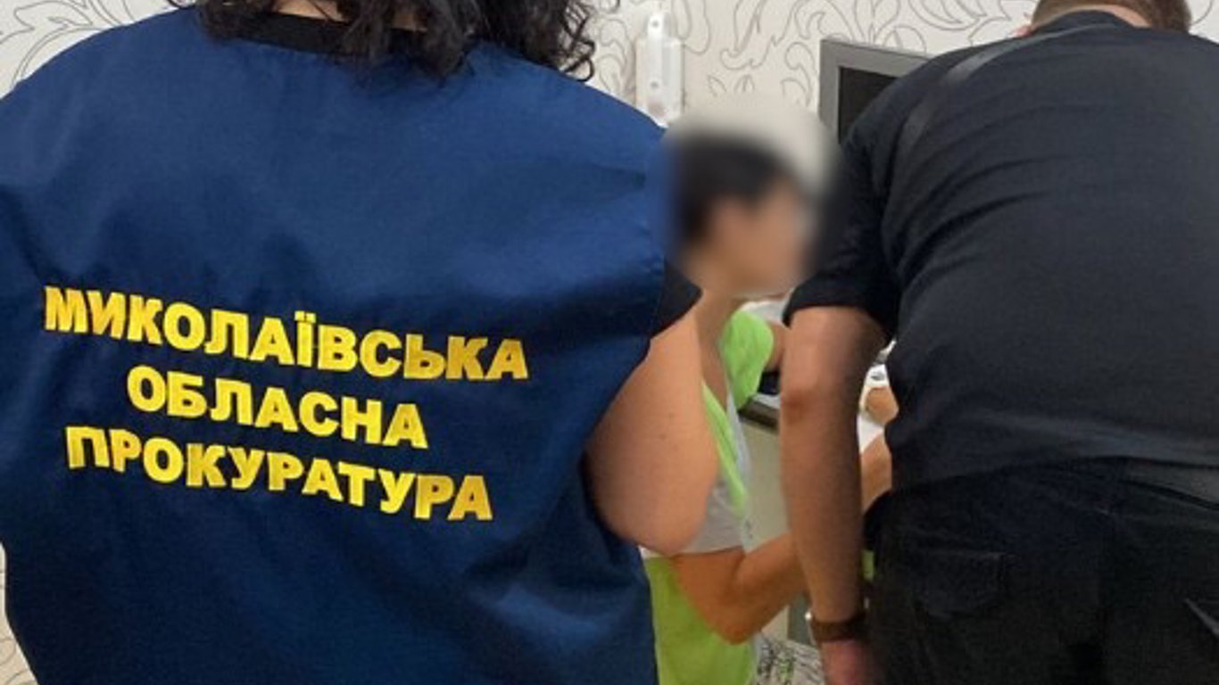 Экс-чиновники из Одессы и Херсонской области сдавали своих коллег: подробности