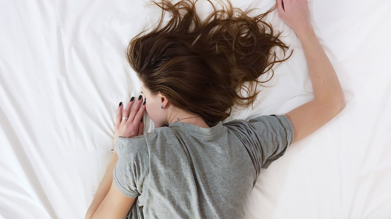 10 помилок, які перетворять спальню на небезпечне місце