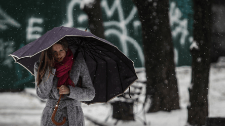 Без дощів, але холодно: яка погода чекає на українців завтра - 285x160
