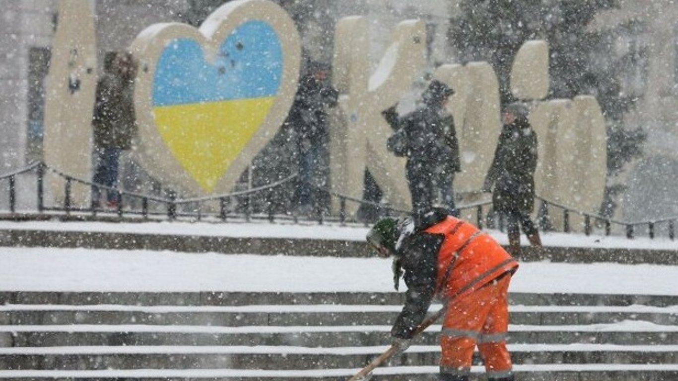 Перший сніг у Києві: синоптики назвали дату