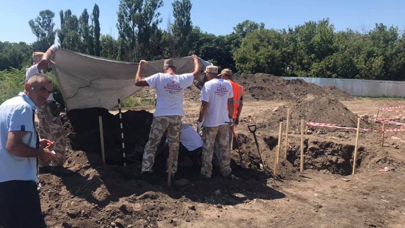 Польща запропонувала Україні приєднатися до розкопок тіл жертв НКВС в Одесі