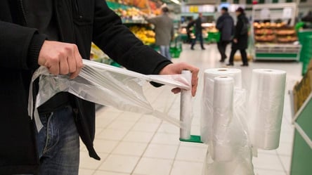 Закон о запрете полиэтиленовых кульков: как киевляне упаковывают товар. Видео - 285x160