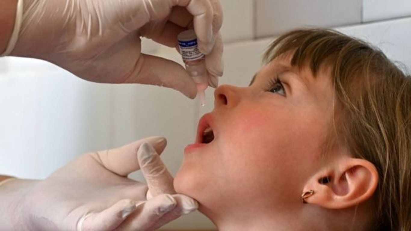 На Закарпатті поліомієліт підтвердили вже у п'ятьох дітей
