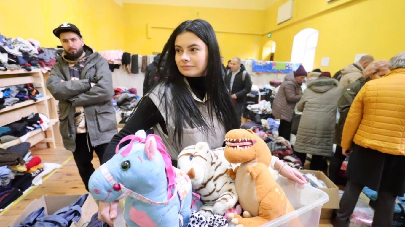 Переселенцам в Белгороде-Днестровском нужны теплые вещи: как помочь