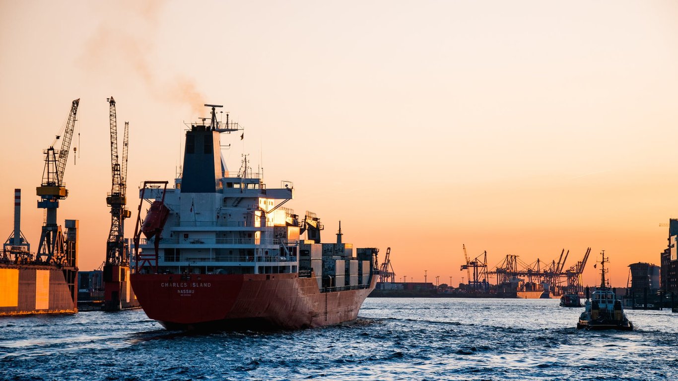 Порт Одеси збув 4 судна на 5 мільйонів гривень