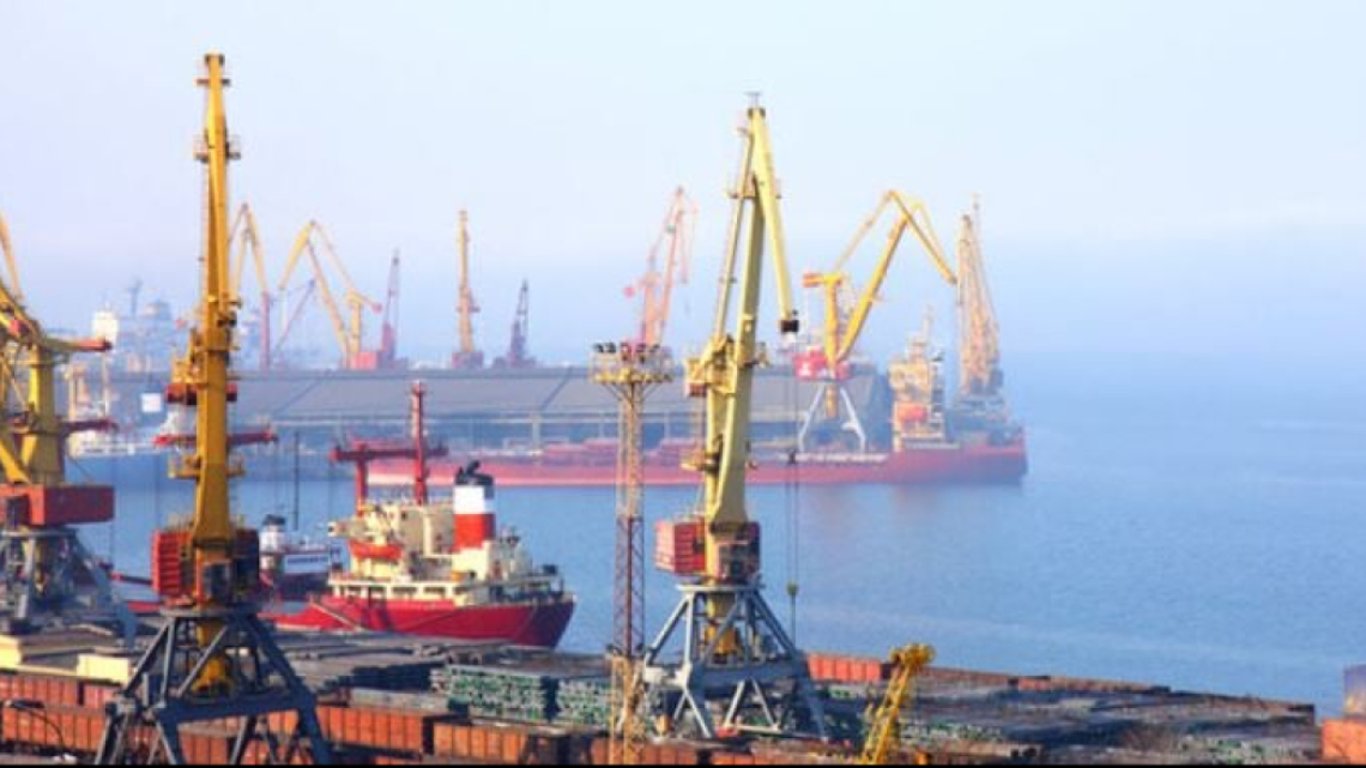 Росіяни завдали удару зі "Смерчу" по портовій інфраструктурі Миколаївщини