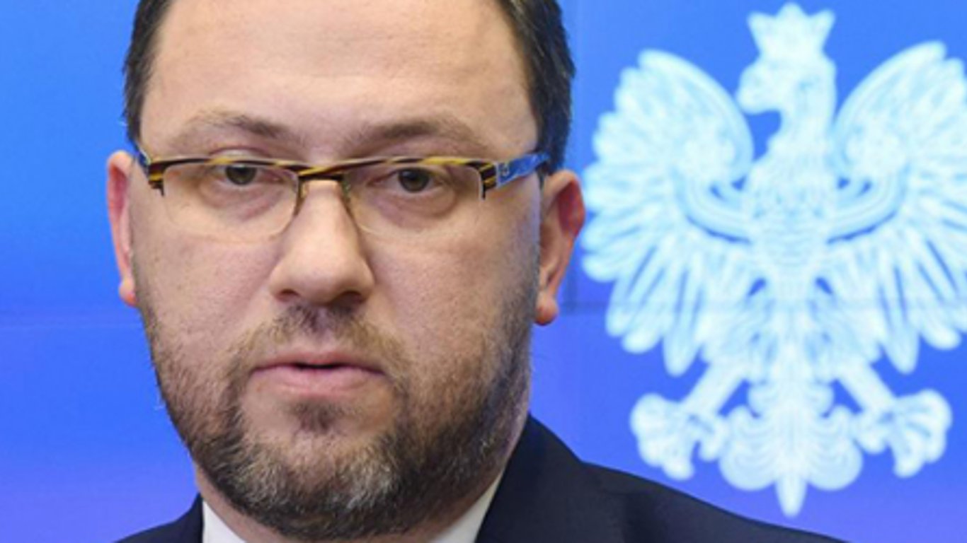 Посол Польши Бартош Цихоцкий отказался покидать Киев