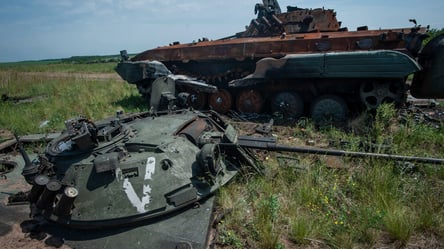 Росія за добу втратила 200 своїх військових та п'ять танків - 285x160