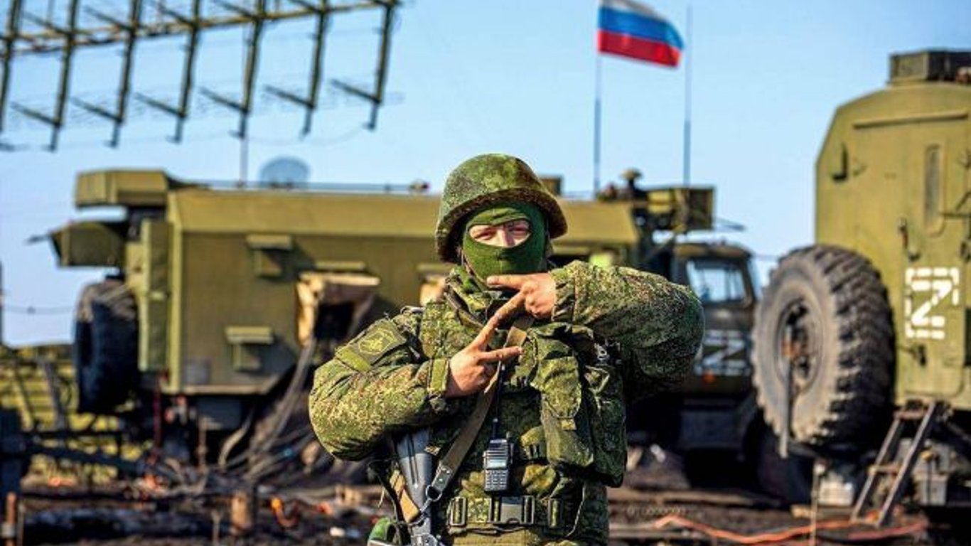 Росіяни втрачають бронетехніку та артилерію: Генштаб оприлюднив нові втрати ворога