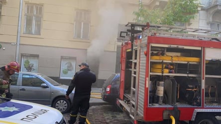 У Львові спалахнула квартира у багатоповерхівці: фото та відео - 285x160