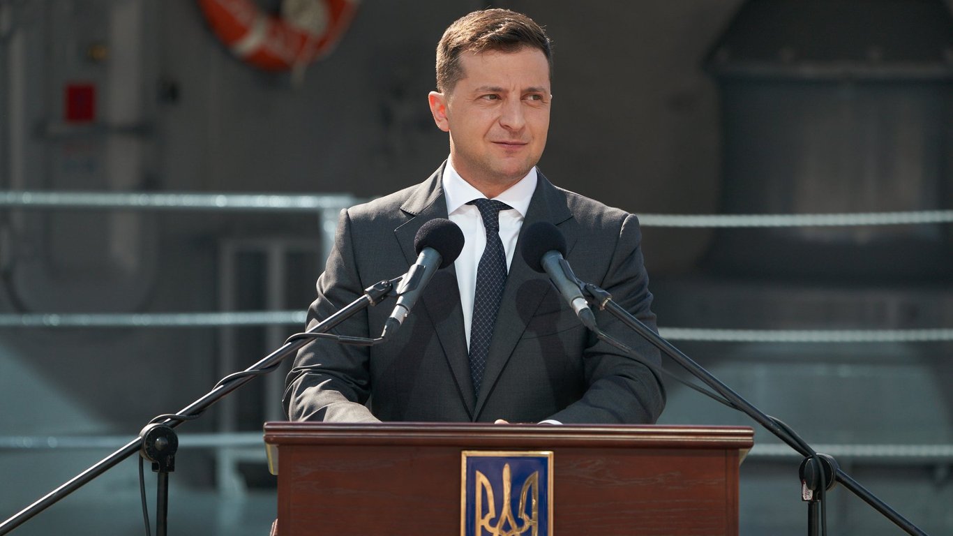 Зеленский утвердил стратегию коммуникации относительно вступления Украины в НАТО до 2025 года - подробности