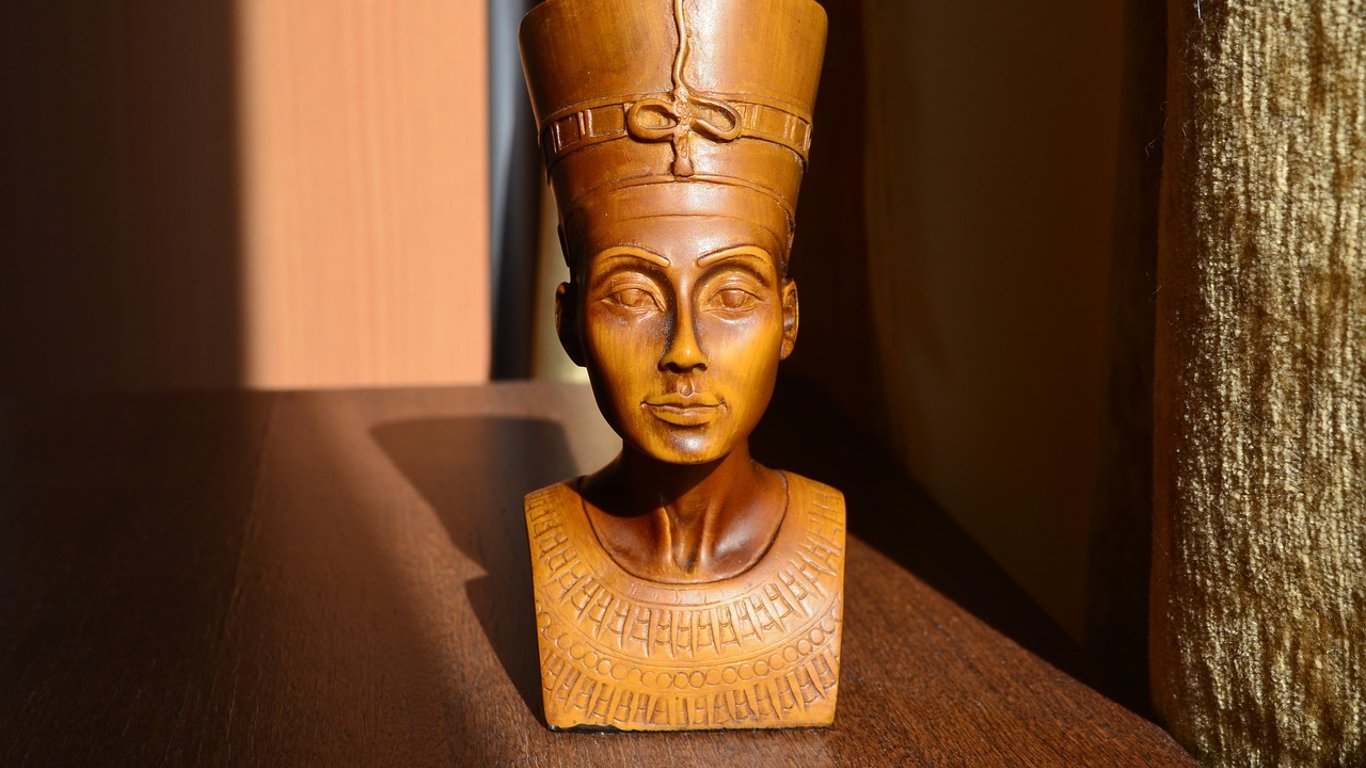 Таємниця Нефертіті - що насправді трапилося із загадковою царицею Стародавнього Єгипту