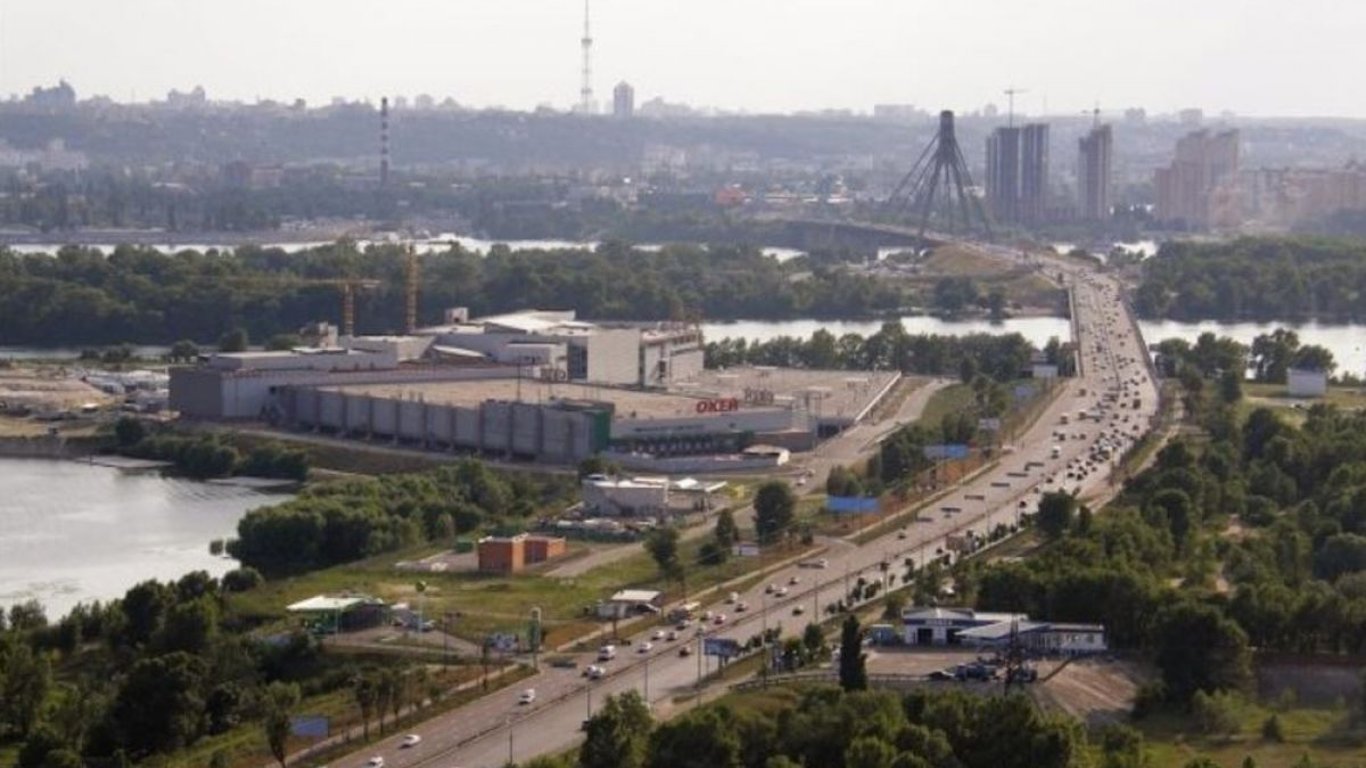 Аварія в Києві - помер хлопець якого збив п'яний водій вантажівки