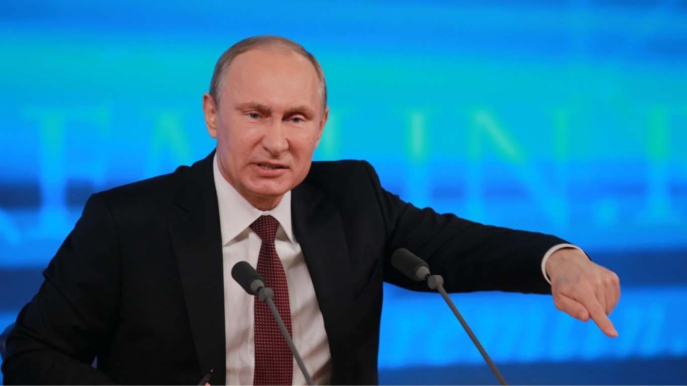 Путин обвиняет США в затягивании войны, чтобы россияне не обвинили его самого