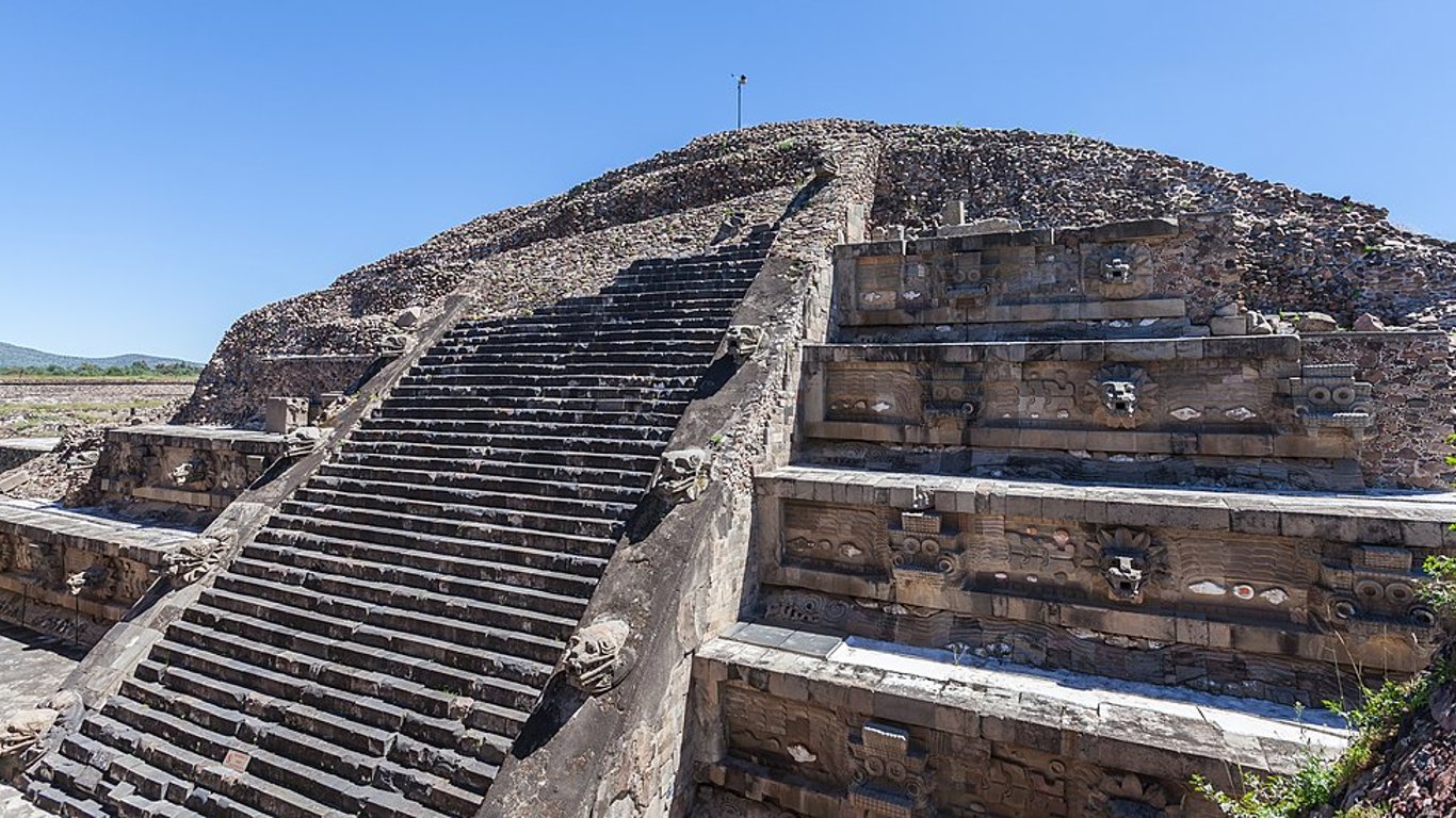 Вчені розкрили таємницю стародавньої піраміди ацтеків