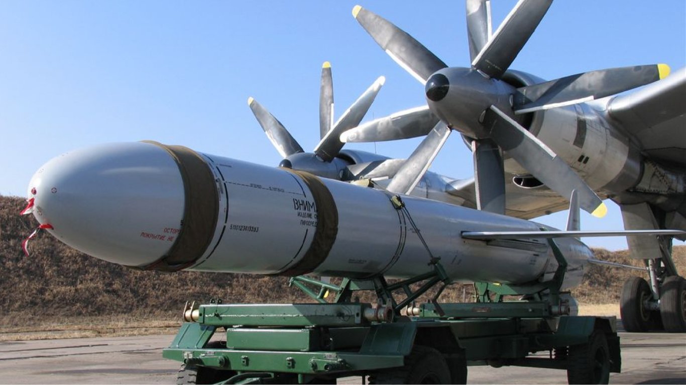 РФ обстреливает Украину старыми ракетами Х-55, которые когда-то передал москве