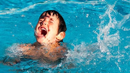 Утоплення дитини: поради від Комаровського, як уникнути та допомогти - 285x160