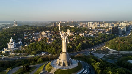 "Краще не чіпати": експерт виступив проти будь-яких змін монумента "Батьківщина мати" - 285x160