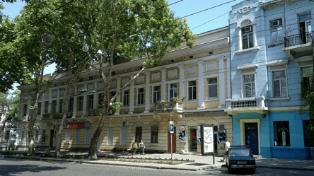 Реставрация "Дома складов Рабиновича" в Одессе: почему решили отремонтировать и что обещают сделать - 285x160
