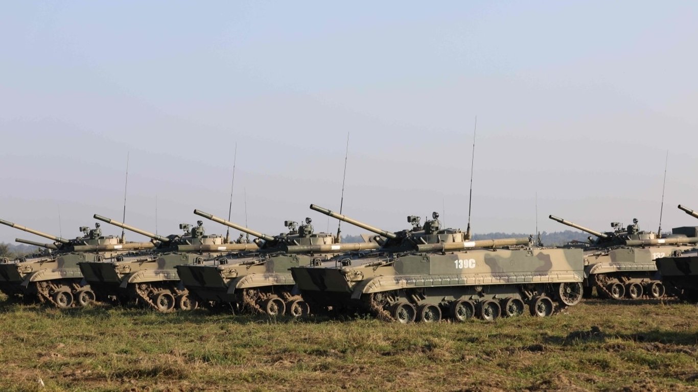 Россия и Беларусь развернули масштабные военные учения "Запад-2021" возле Украины
