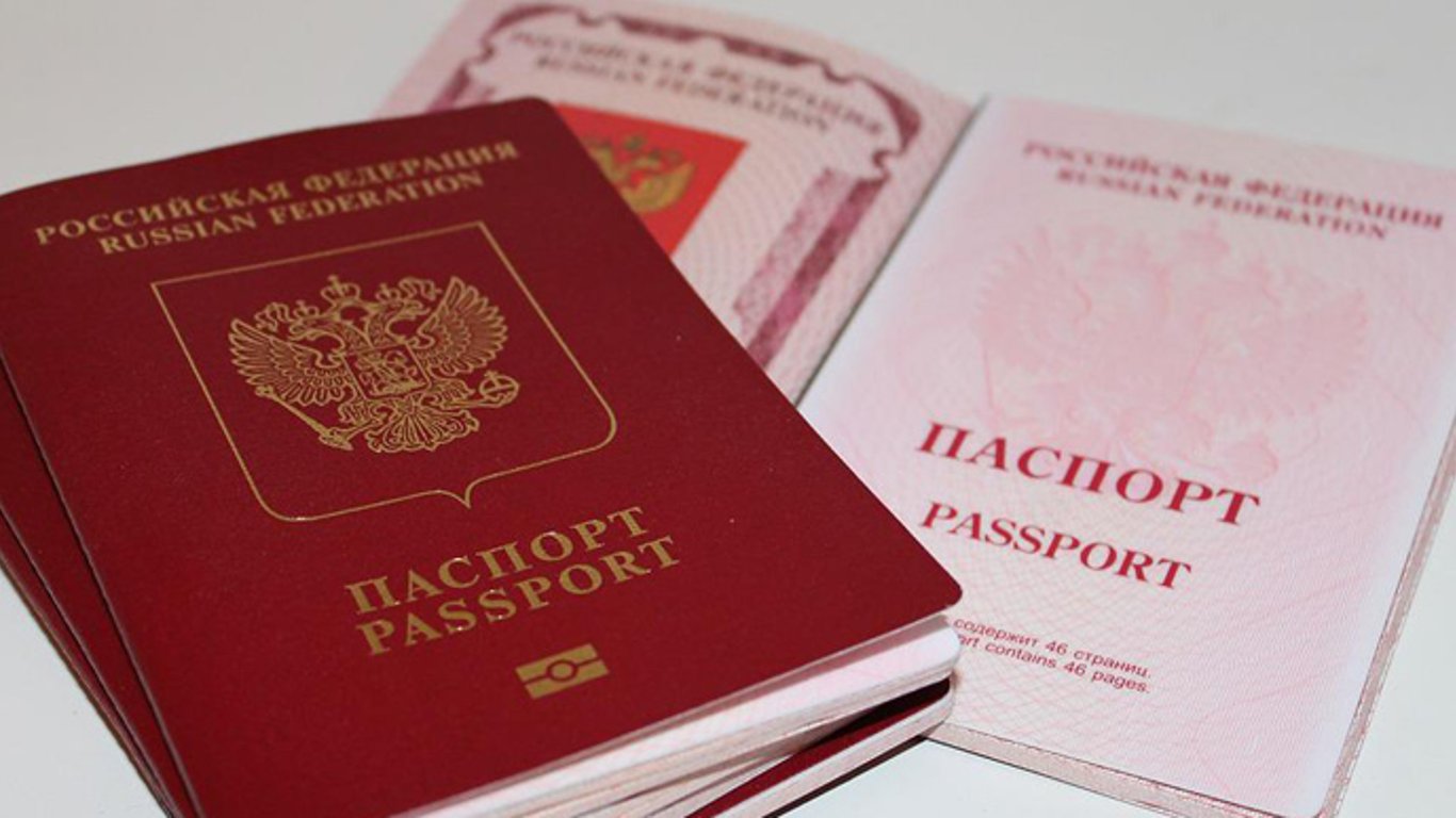 Страны Балтии ограничат въезд россиянам с действующими шенгенскими визами