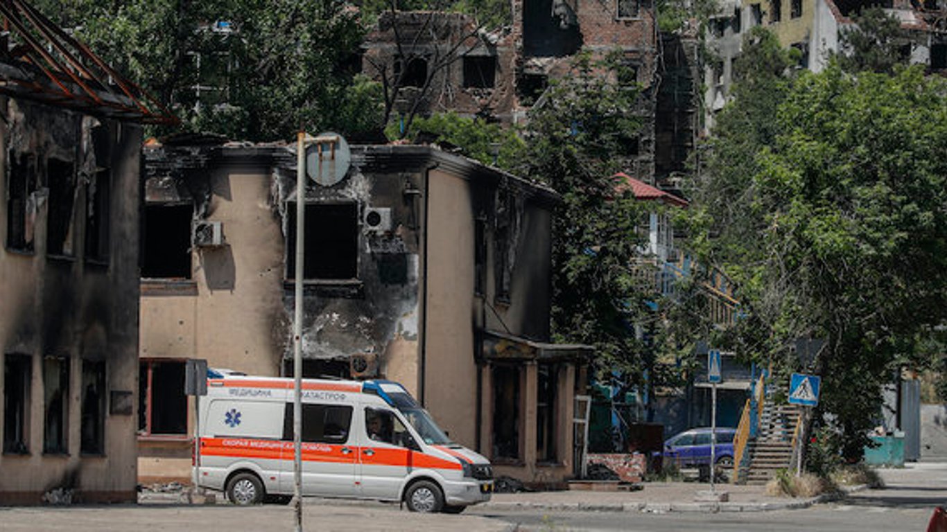 Мариуполь – россияне ищут медиков, которые согласятся работать в городе за копейки, фото