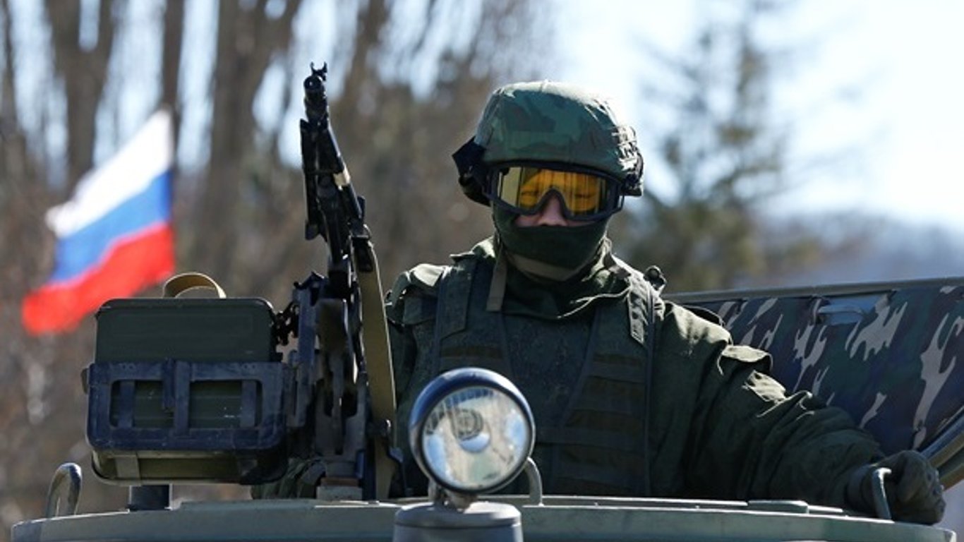 В Україні російські військові масово викрадають чоловіків на окупованих територіях та катують людей