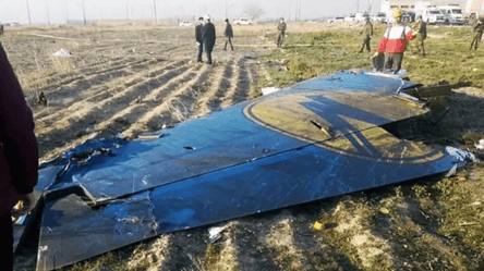 Родственники погибших в катастрофе самолета МАУ украинцев не получили от Ирана компенсаций, - посол - 285x160