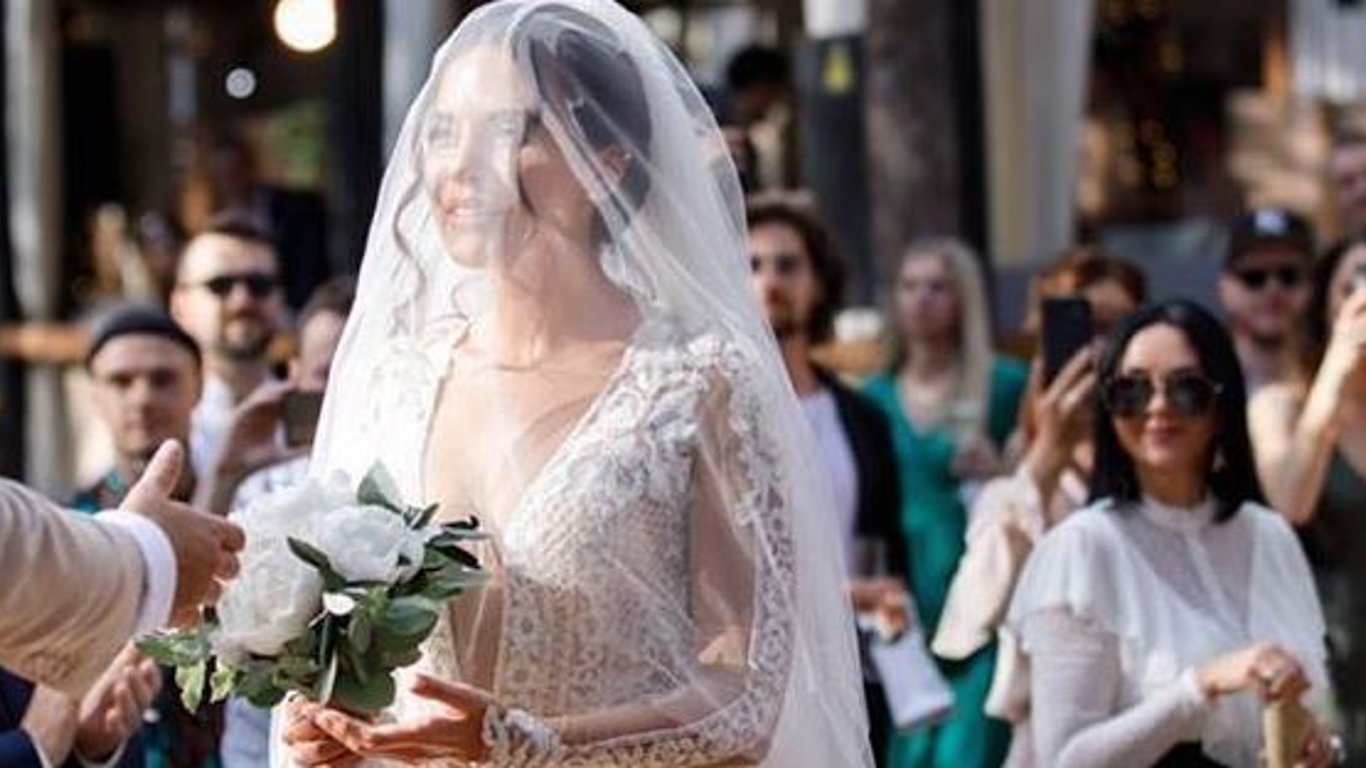 Топ-5 самых красивых свадебных платьев в украинском шоу-бизнесе - фото