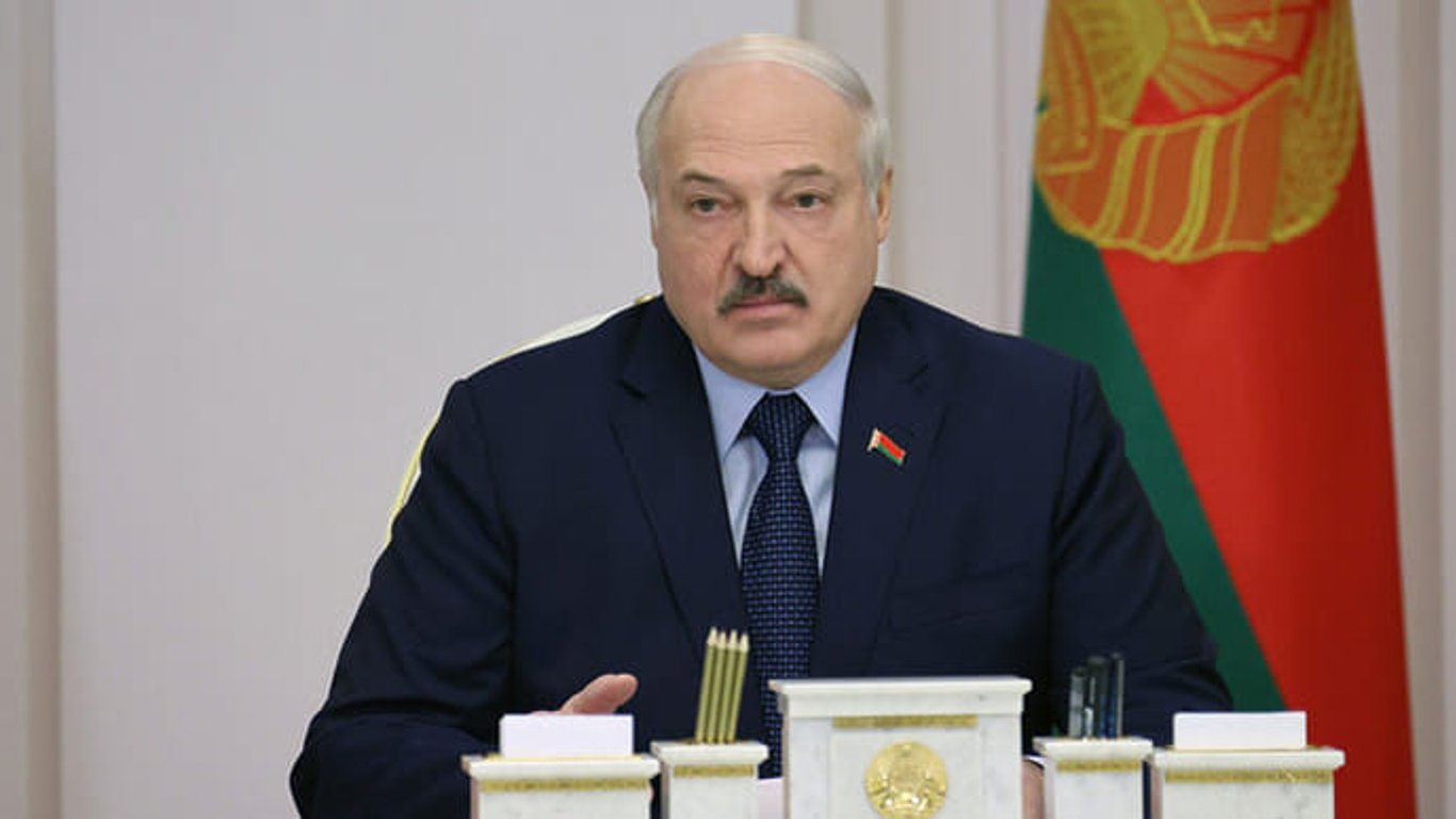 США, ЕС и Британия расширили перечень санкций против Беларуси