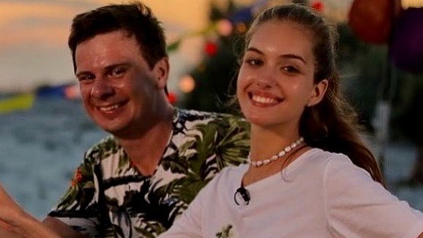 Саша Кучеренко устроила Комарову сюрприз на Новый год - редкое фото пары