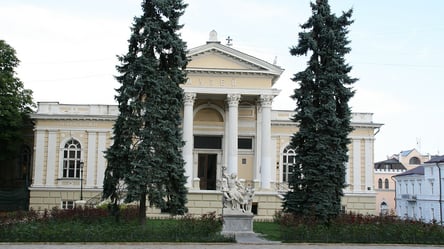 Нет места: Одесский археологический музей открыл сбор средств на новое хранилище экспонатов - 285x160