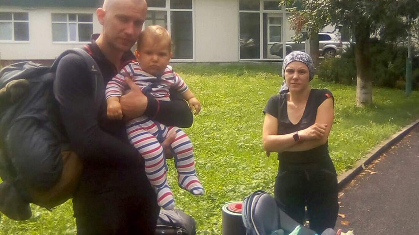 Туристы с младенцем из Киева заблудились в Карпатах — подробности