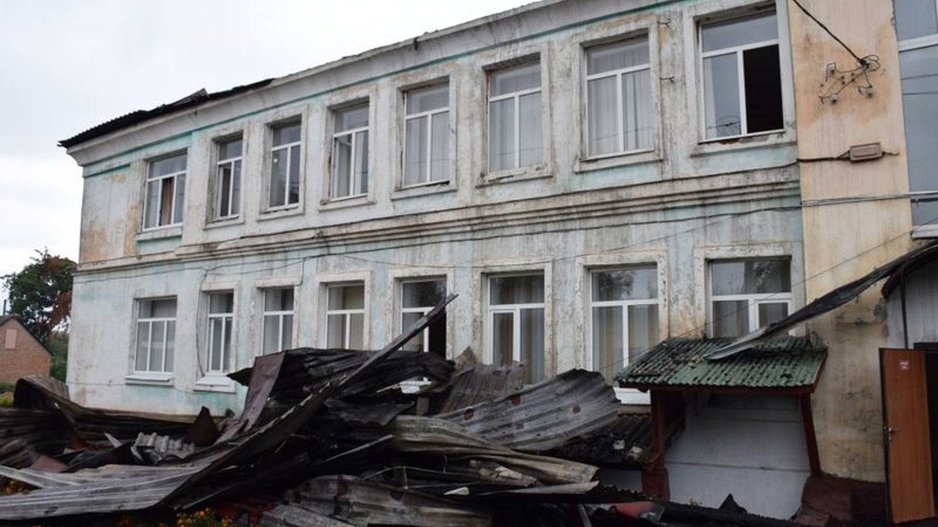 Пожежа в школі №2 Чугуєва - в міськраді повідомили, коли відновляться заняття