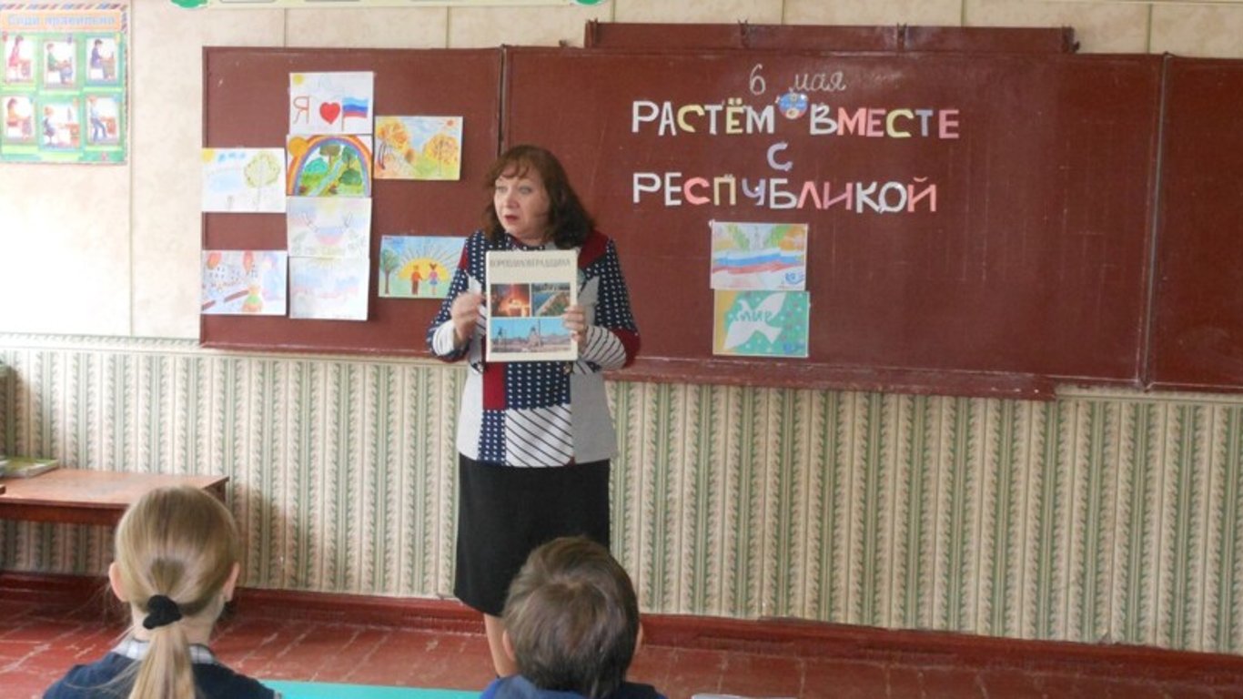 Росіяни на окупованих територіях знущаються з вчителів - подробиці