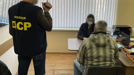 Занижували вартість авто з США: поліція викрила злочинну схему на Одеській митниці - 285x160