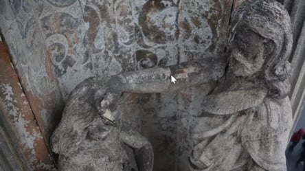 У центрі Львова демонтують аварійну скульптуру: її встановили у ХVII столітті - 285x160
